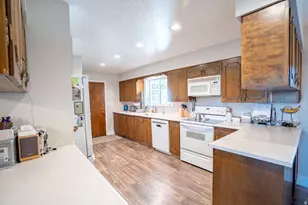 341 E 100 N, Providence, UT 84332 - Photo 14