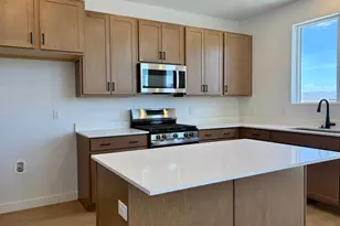 3066 N Summerwood Dr, Eagle Mountain, UT 84005 - Photo 2