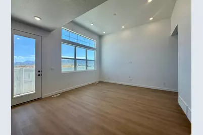 3066 N Summerwood Dr #810, Eagle Mountain, UT 84005 - Photo 4
