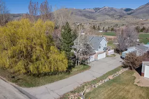 4026 N 3775 E, Eden, UT 84310 - Photo 54