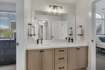5843 W Century Heights Dr N, Highland, UT 84003 - Photo 20