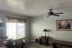 872 Quinn Ct, Ogden, UT 84404 - Photo 4