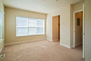 520 S 500 E, Salt Lake City, UT 84102 - Photo 16