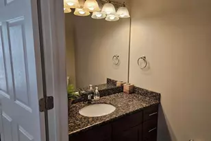 520 S 500 E, Salt Lake City, UT 84102 - Photo 10