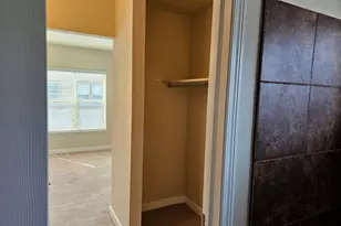 520 S 500 E, Salt Lake City, UT 84102 - Photo 16