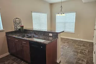 520 S 500 E, Salt Lake City, UT 84102 - Photo 6