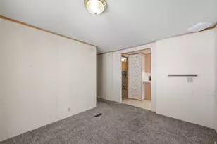 3800 S 1900 W, Roy, UT 84067 - Photo 10