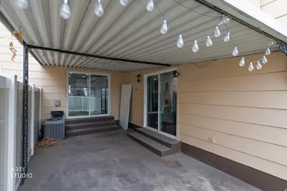 2091 N 220 E, Provo, UT 84604 - Photo 28