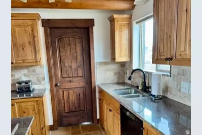 2724 S Stickseed Cir, Garden City, UT 84028 - Photo 26