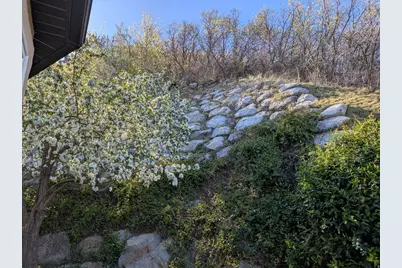 4925 S Mountain Ln, Salt Lake City, UT 84124 - Photo 34