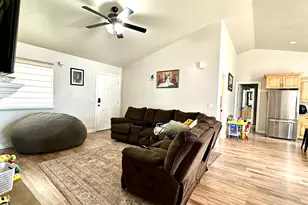 1489 W 250 S, Vernal, UT 84078 - Photo 8