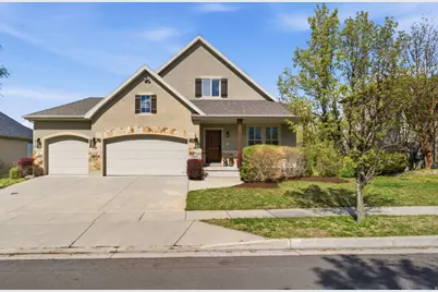 2045 E Rocklin Dr S, Sandy, UT 84092 - Photo 2