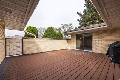 1950 E 5150 S, Salt Lake City, UT 84117 - Photo 12