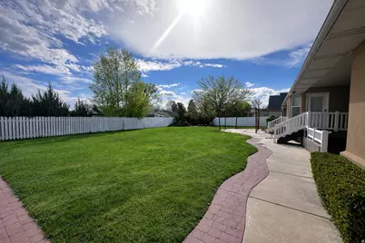 6015 W 9800 N, Highland, UT 84003 - Photo 18