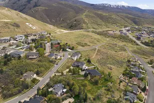 1440 E Northridge Dr, Bountiful, UT 84010 - Photo 2