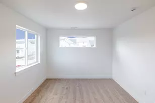 2922 N Purpletop Ln, Saratoga Springs, UT 84045 - Photo 8