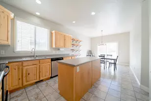 1897 W 2250 N, Lehi, UT 84043 - Photo 4