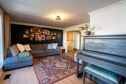 166 E 3000 S, Bountiful, UT 84010 - Photo 4