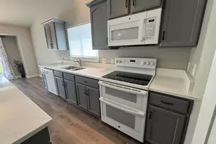 1402 N 650 E, Tooele, UT 84074 - Photo 26