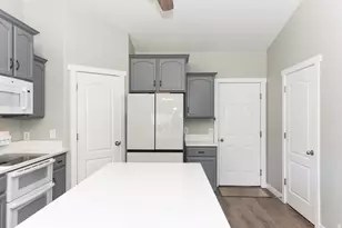 1402 N 650 E, Tooele, UT 84074 - Photo 26