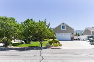 1402 N 650 E, Tooele, UT 84074 - Photo 2