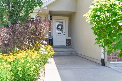 1402 N 650 E, Tooele, UT 84074 - Photo 4
