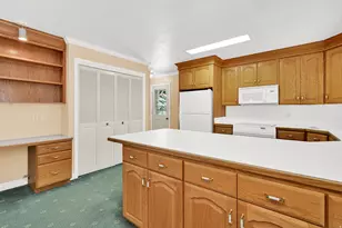 644 Crestwood Cir, Bountiful, UT 84010 - Photo 14