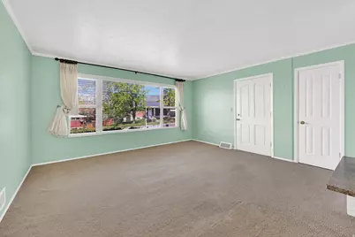 644 Crestwood Cir, Bountiful, UT 84010 - Photo 4