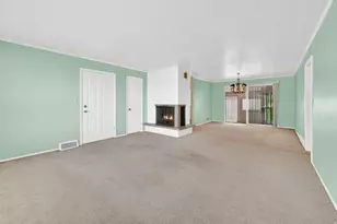 644 Crestwood Cir, Bountiful, UT 84010 - Photo 2