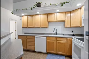 55 N Peregrine W, Bountiful, UT 84010 - Photo 4