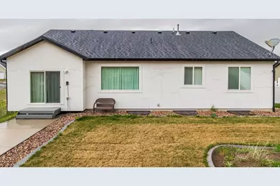 8232 N Iron Horse Dr E, Tooele, UT 84074 - Photo 30
