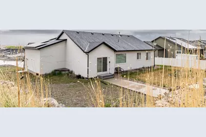 8232 N Iron Horse Dr E, Tooele, UT 84074 - Photo 32