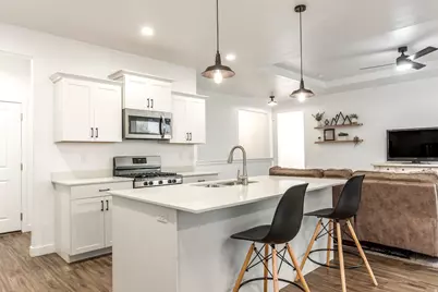 8232 N Iron Horse Dr E, Tooele, UT 84074 - Photo 10