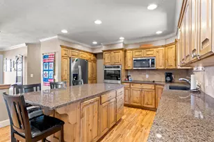 3291 S 300 W, Bountiful, UT 84010 - Photo 12