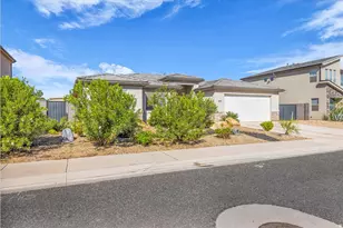 379 N 3200 W, Hurricane, UT 84737 - Photo 2