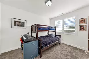 379 N 3200 W, Hurricane, UT 84737 - Photo 12