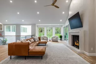 4630 S Naniloa Dr, Holladay, UT 84117 - Photo 2