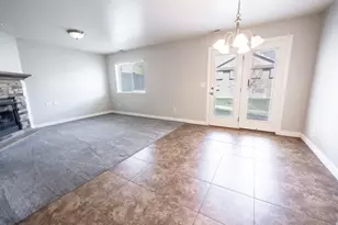 3164 N Peregrine Way, Layton, UT 84040 - Photo 8