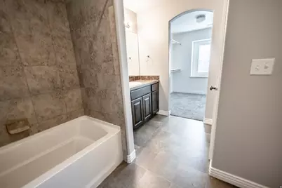 3164 N Peregrine Way, Layton, UT 84040 - Photo 16