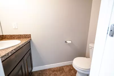 3164 N Peregrine Way, Layton, UT 84040 - Photo 2