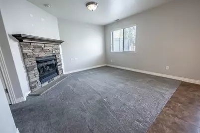 3164 N Peregrine Way, Layton, UT 84040 - Photo 4