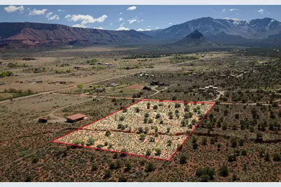 134 W Buchanan Ln, Castle Valley, UT 84532 - Photo 4