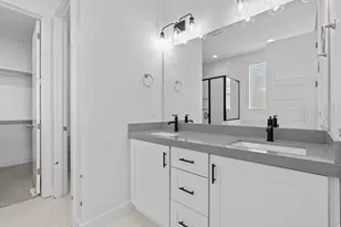 1081 W Turnberry Way S, Taylorsville, UT 84123 - Photo 16