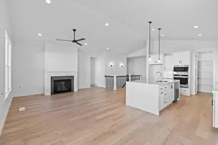 1081 W Turnberry Way S, Taylorsville, UT 84123 - Photo 4