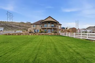 1102 N Summit View Dr, Saratoga Springs, UT 84045 - Photo 8