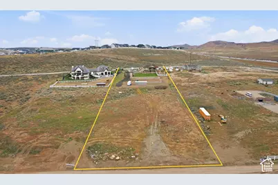 1102 N Summit View Dr, Saratoga Springs, UT 84045 - Photo 10