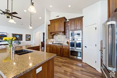 1102 N Summit View Dr, Saratoga Springs, UT 84045 - Photo 22