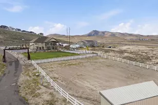 1102 N Summit View Dr, Saratoga Springs, UT 84045 - Photo 4