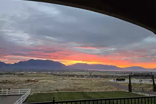 1102 N Summit View Dr, Saratoga Springs, UT 84045 - Photo 6