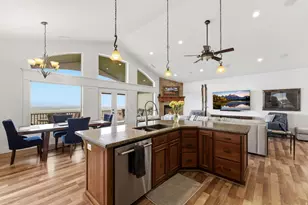 1102 N Summit View Dr, Saratoga Springs, UT 84045 - Photo 16